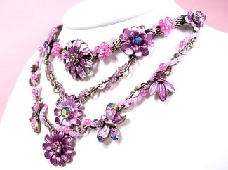 �X�����t�X�L�[�E���C���X�g�[���ƃr�[�Y�̃l�b�N���X