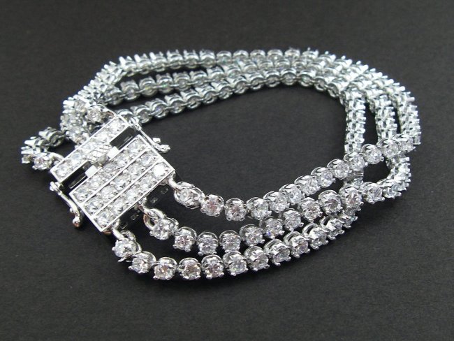 3�A�@�e�j�X�u���X���b�g�@CZ�A�N�Z�T���[