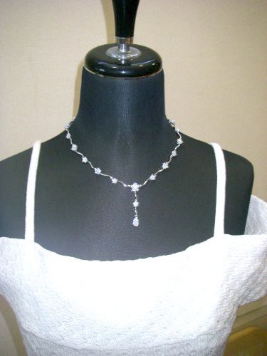 �L���[�r�b�N�̃l�b�N���X