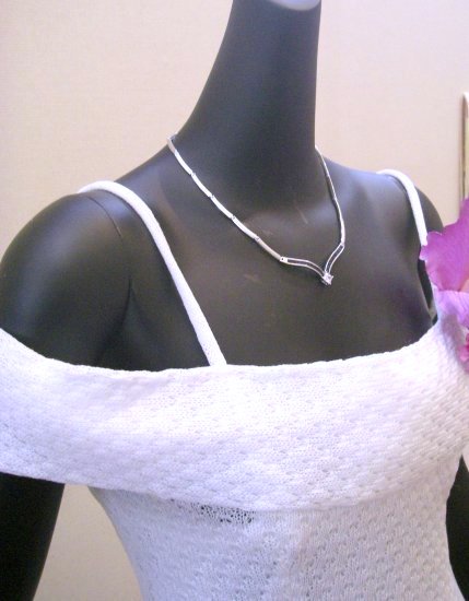 �L���[�r�b�N�̃l�b�N���X