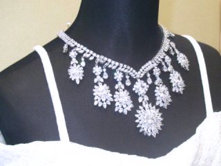 �L���[�r�b�N�W���R�j�A�̃l�b�N���X