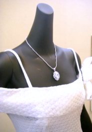 �L���[�r�b�N�̃l�b�N���X